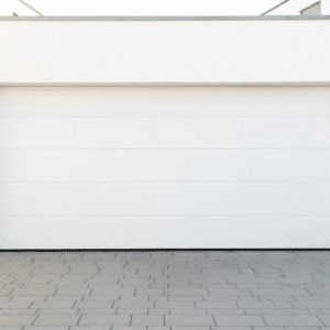 Porte de Garage Sectionnelle - Motorisation Somfy IO sur Mesure